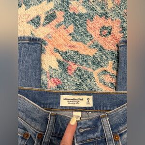 Abercrombie & Fitch Light Blue Ankle Straight Ultra High Rise Curve Love